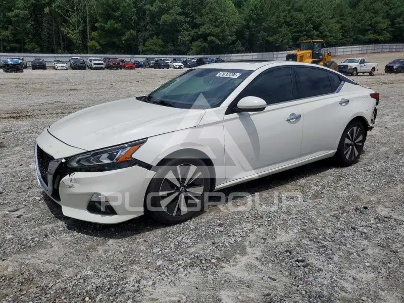 2021 Nissan ALTIMA photo