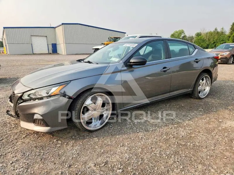 2021 Nissan ALTIMA photo