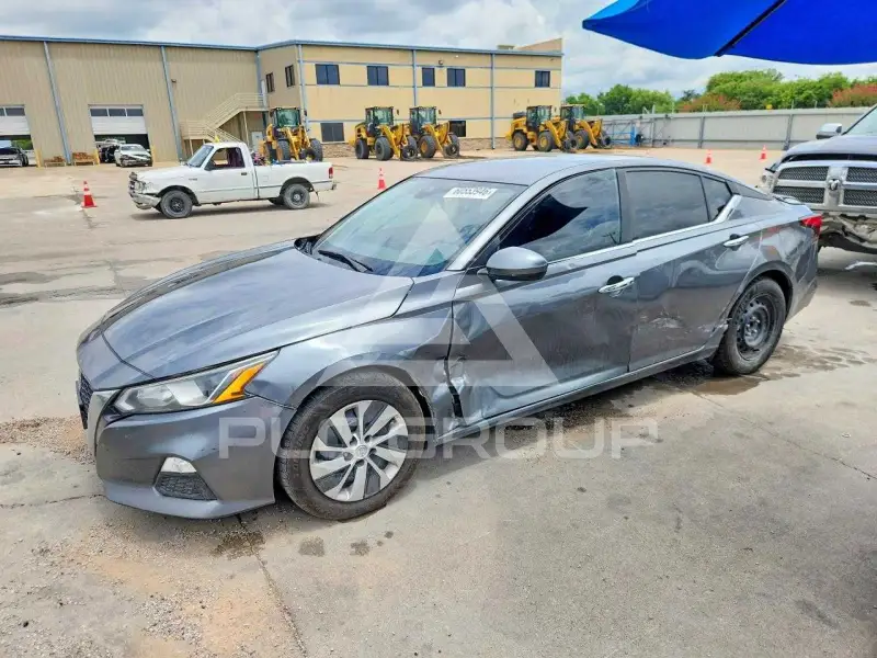 2021 Nissan ALTIMA photo