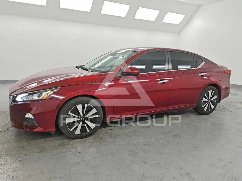 2021 Nissan ALTIMA photo