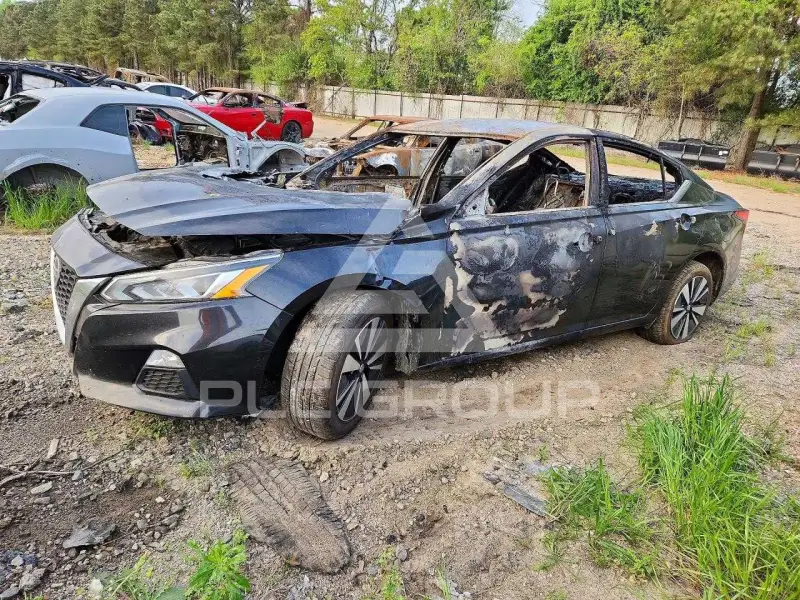2021 Nissan ALTIMA photo