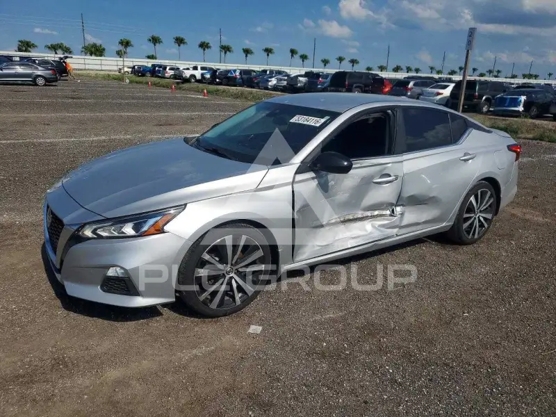 2021 Nissan ALTIMA photo