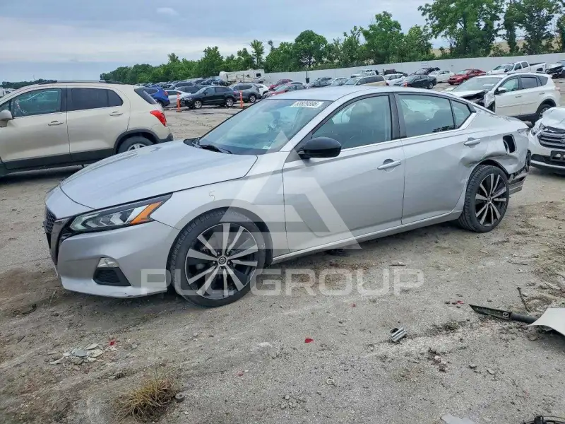 2021 Nissan ALTIMA photo