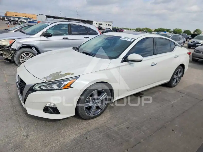 2021 Nissan ALTIMA photo
