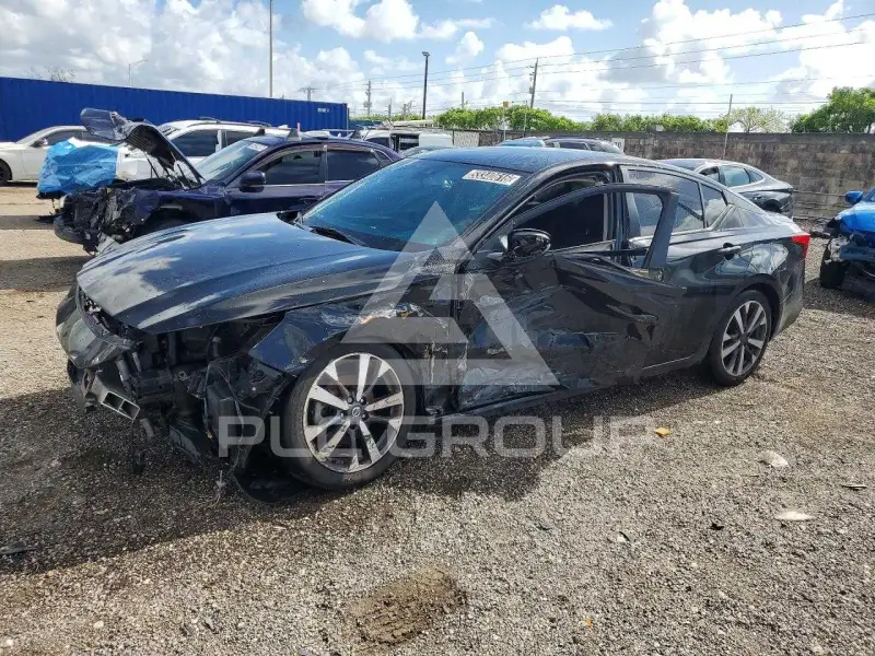 2021 Nissan ALTIMA photo