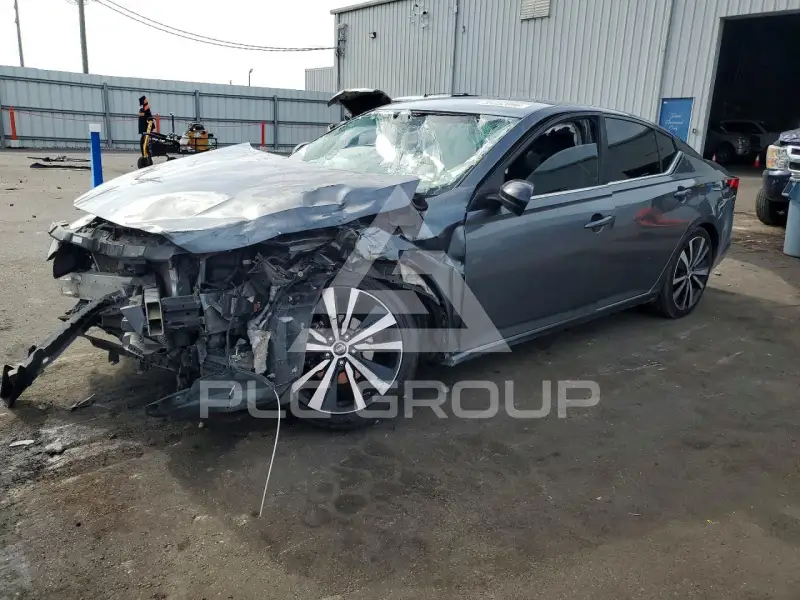 2021 Nissan ALTIMA photo