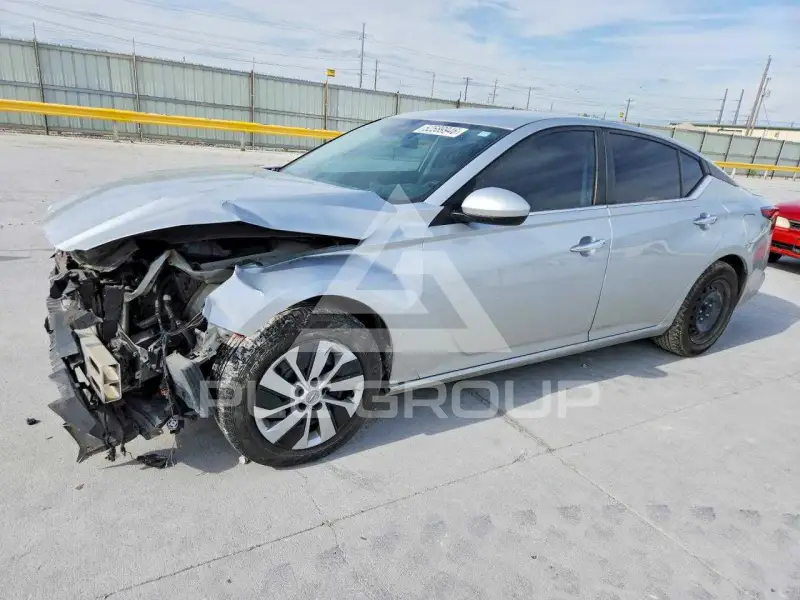 2021 Nissan ALTIMA photo