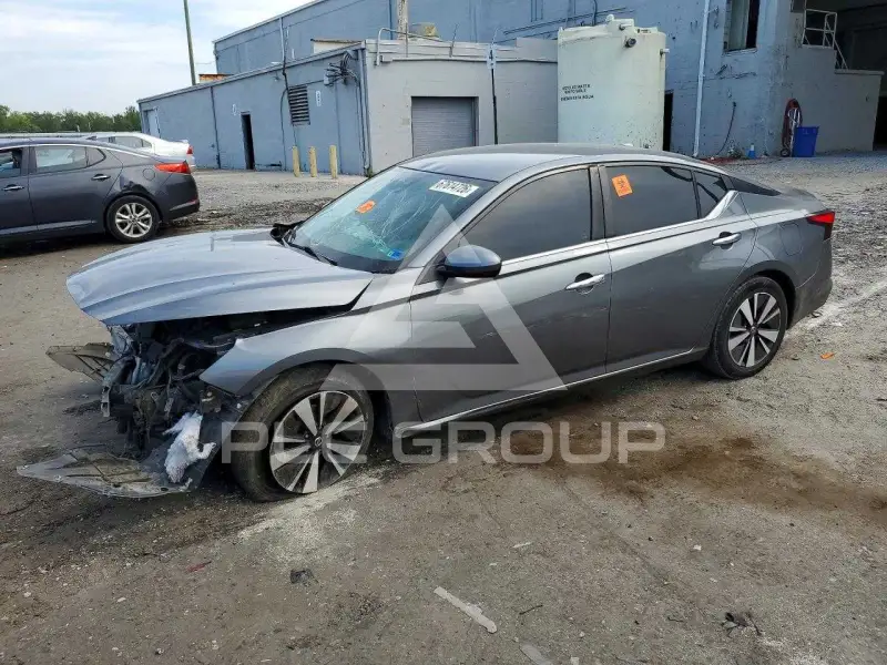 2021 Nissan ALTIMA фото