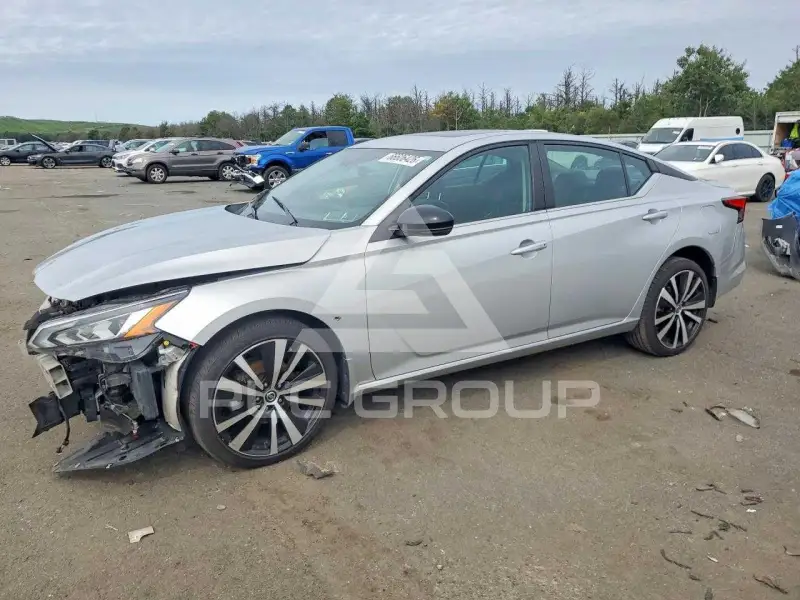 2021 Nissan ALTIMA фото
