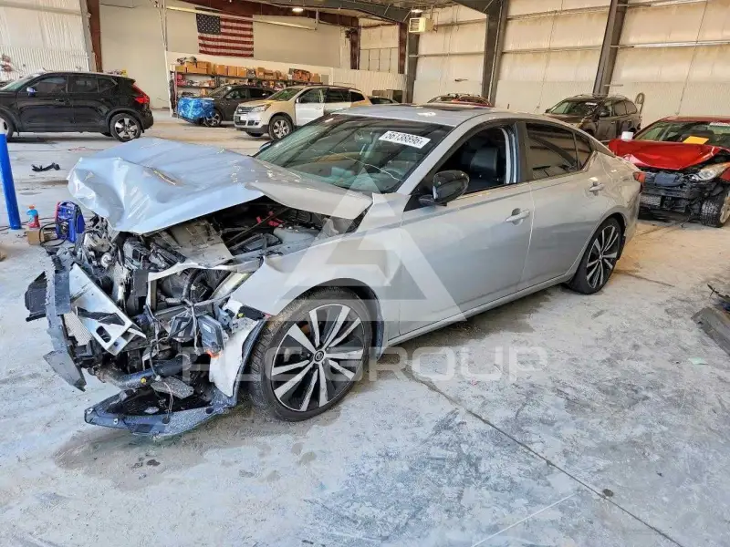 2021 Nissan ALTIMA фото