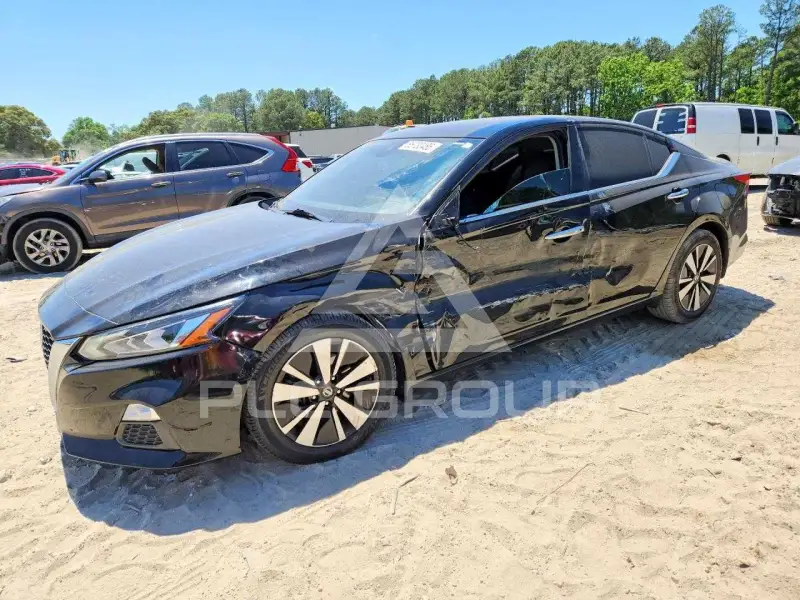 2021 Nissan ALTIMA photo