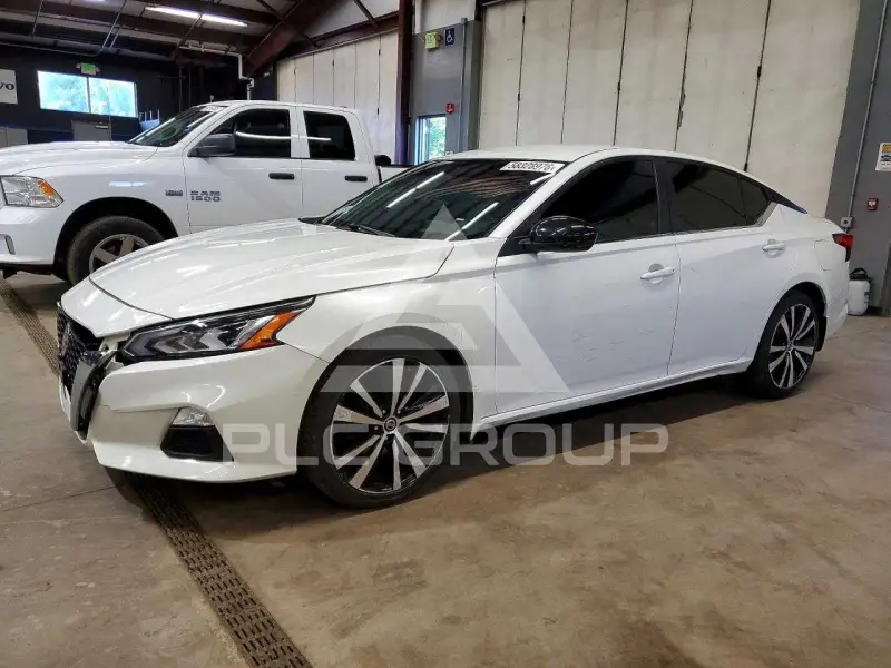 2021 Nissan ALTIMA photo