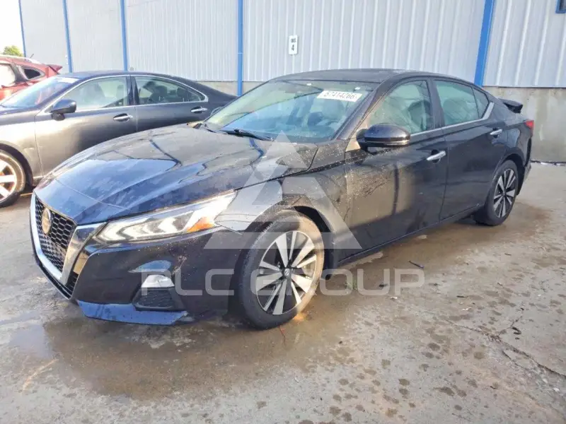 2021 Nissan ALTIMA photo