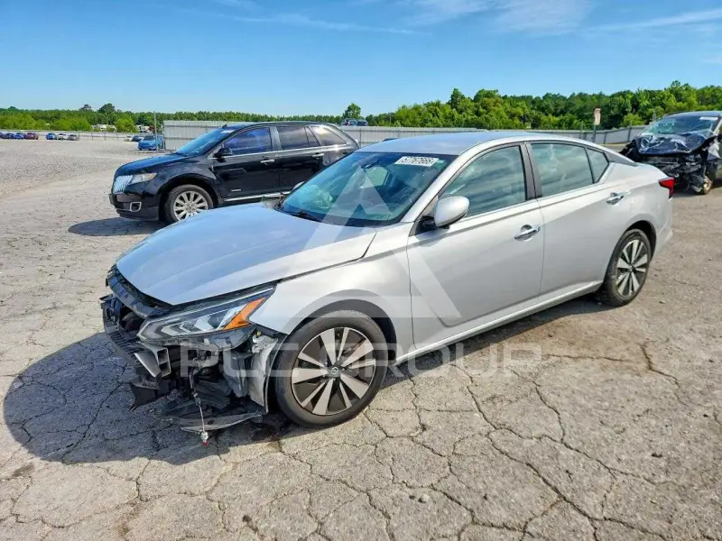2021 Nissan ALTIMA фото
