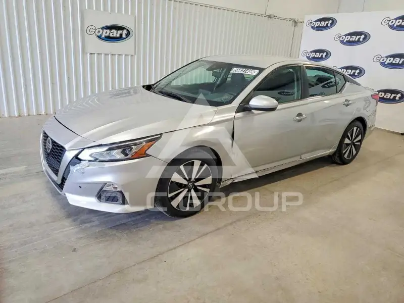 2021 Nissan ALTIMA фото