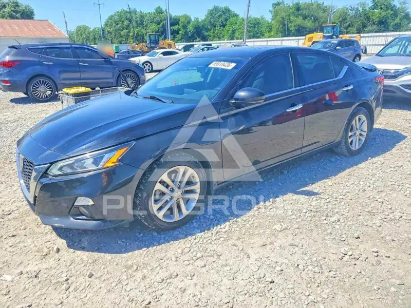 2021 Nissan ALTIMA photo