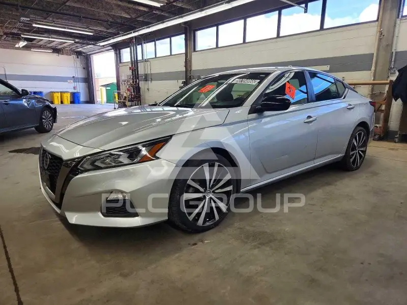 2021 Nissan ALTIMA photo