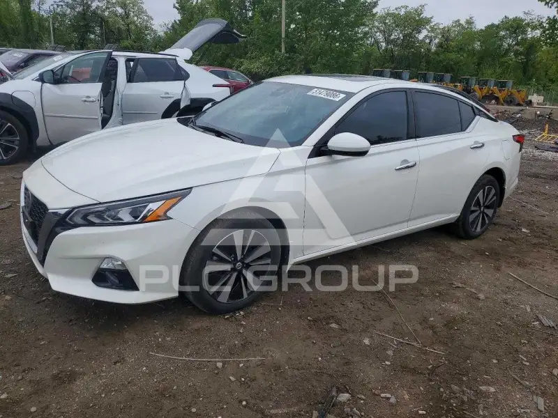 2021 Nissan ALTIMA photo
