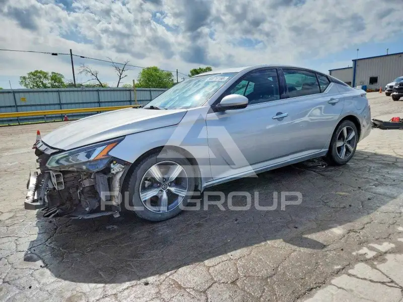 2021 Nissan ALTIMA фото