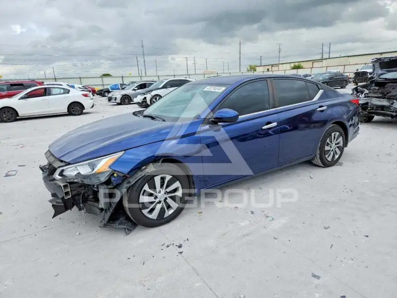 2021 Nissan ALTIMA фото