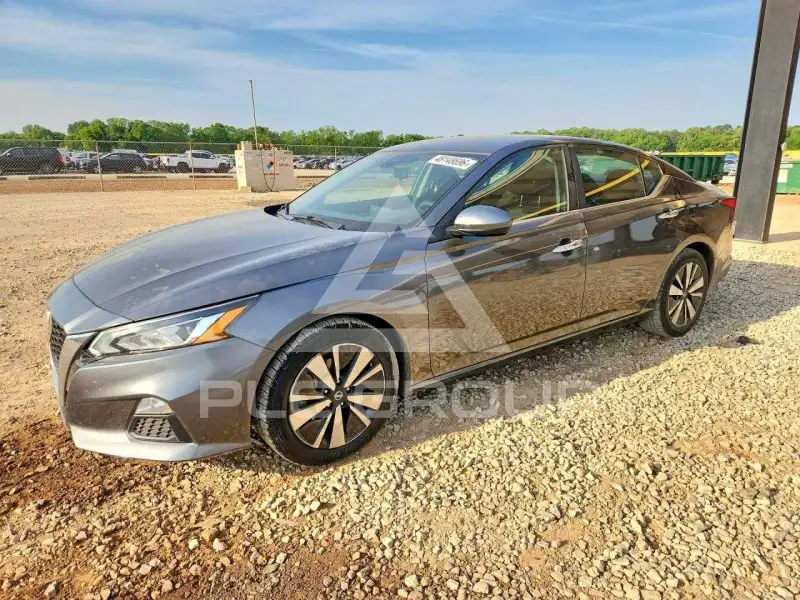 2021 Nissan ALTIMA photo