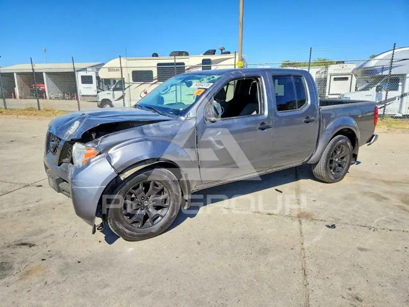 2021 Nissan FRONTIER photo