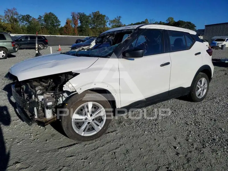 2021 Nissan KICKS фото