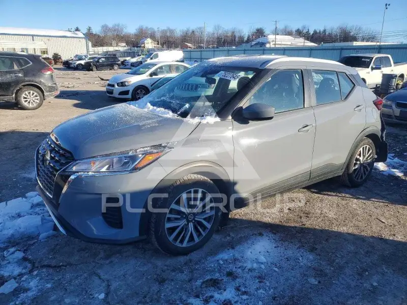 2021 Nissan KICKS photo