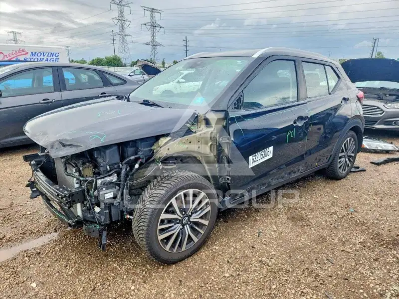 2021 Nissan KICKS photo
