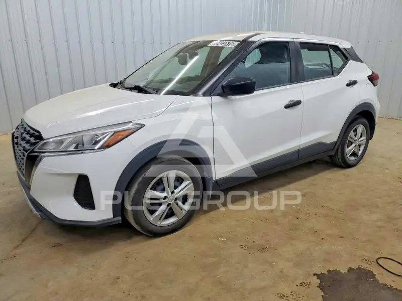 2021 Nissan KICKS photo