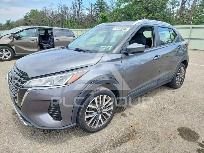 2021 Nissan KICKS фото