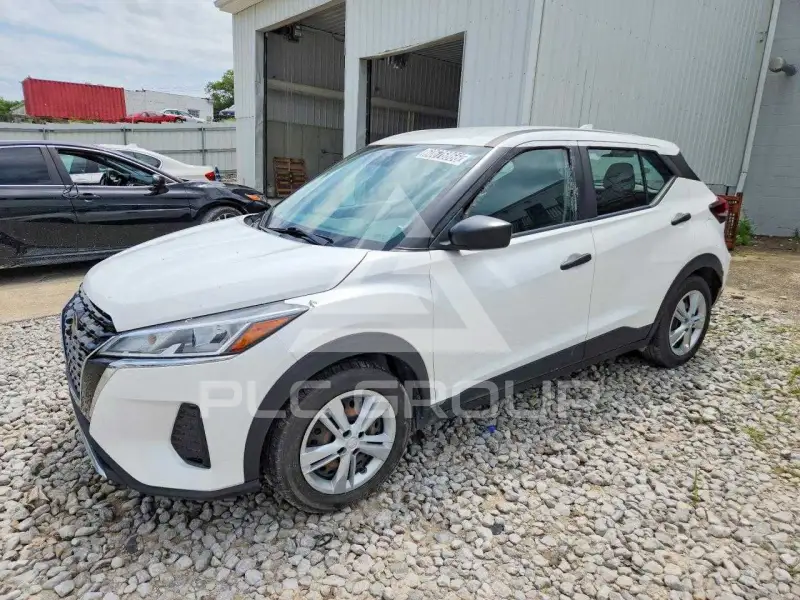 2021 Nissan KICKS photo