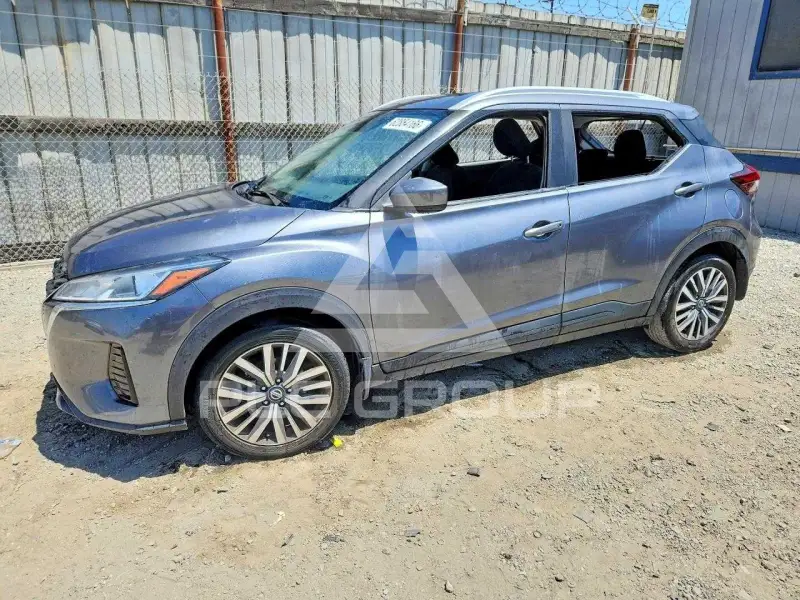 2021 Nissan KICKS photo