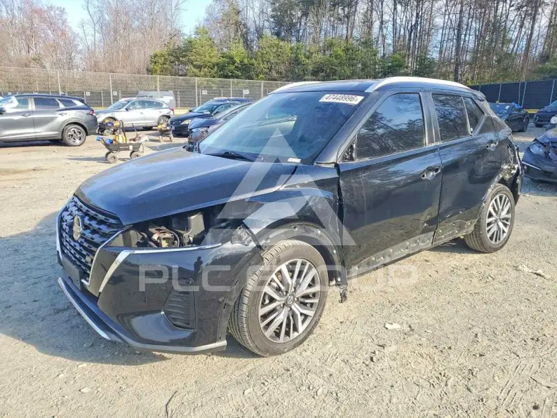 2021 Nissan KICKS photo
