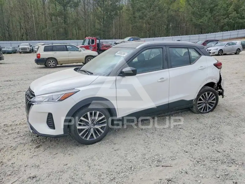 2021 Nissan KICKS фото