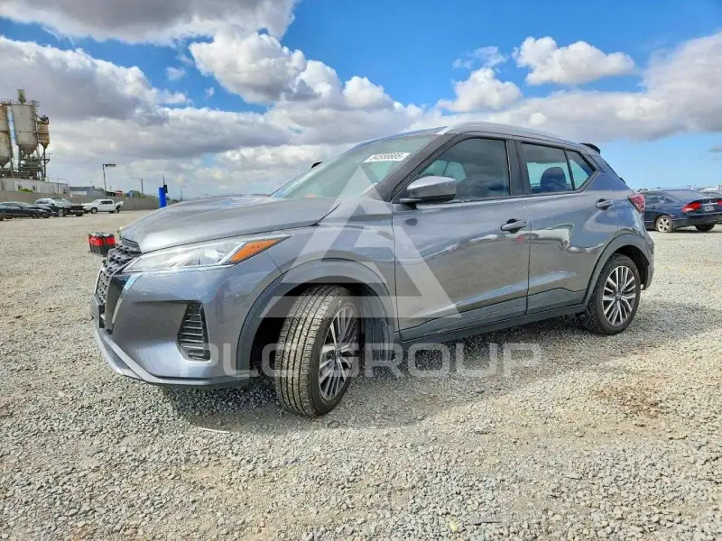 2021 Nissan KICKS photo