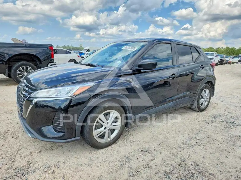 2021 Nissan KICKS photo