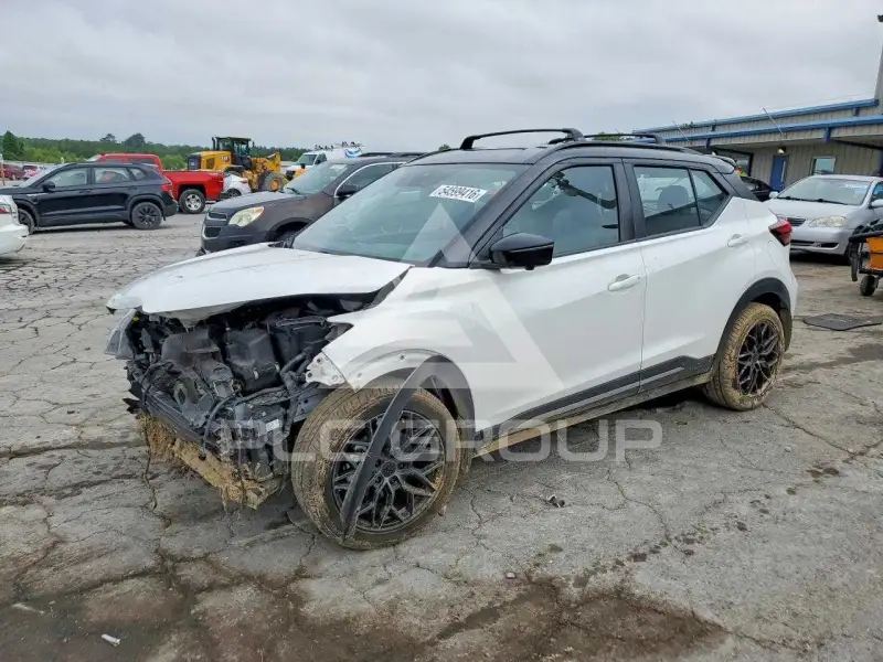 2021 Nissan KICKS фото
