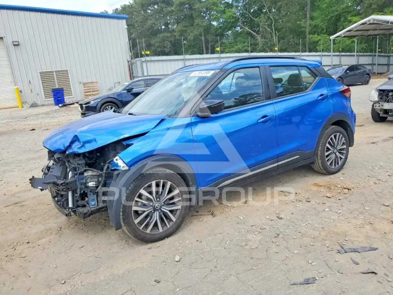 2021 Nissan KICKS фото
