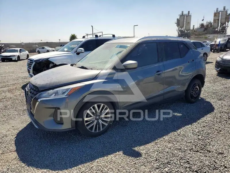 2021 Nissan KICKS фото