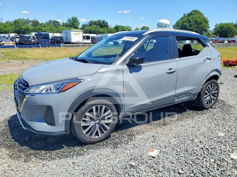 2021 Nissan KICKS photo
