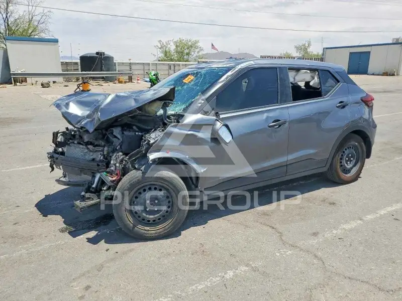 2021 Nissan KICKS photo