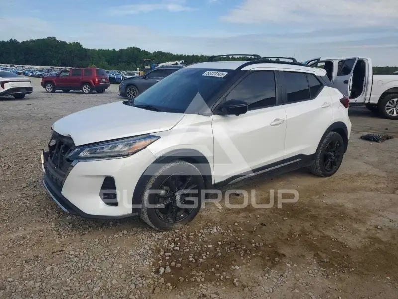 2021 Nissan KICKS фото