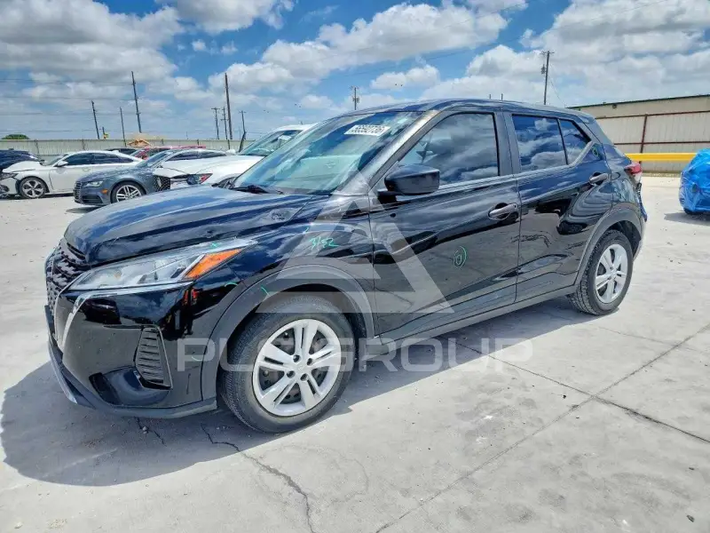 2021 Nissan KICKS photo