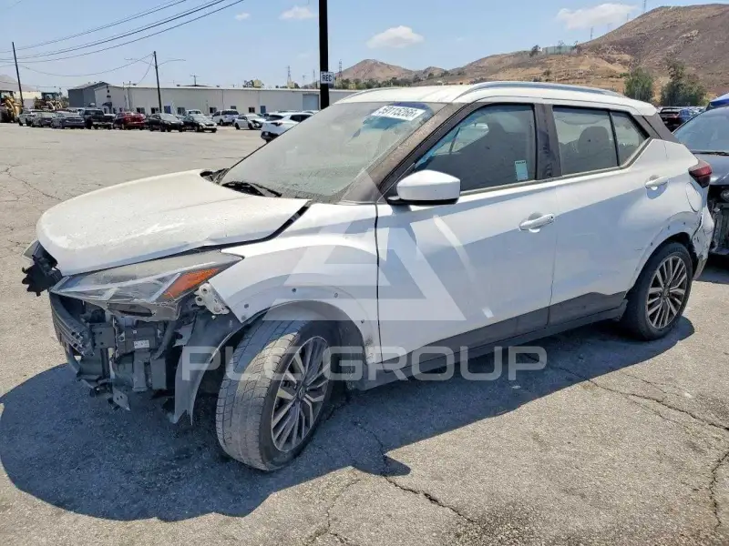 2021 Nissan KICKS фото
