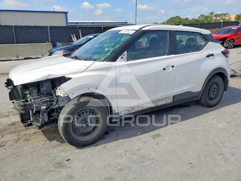 2021 Nissan KICKS фото