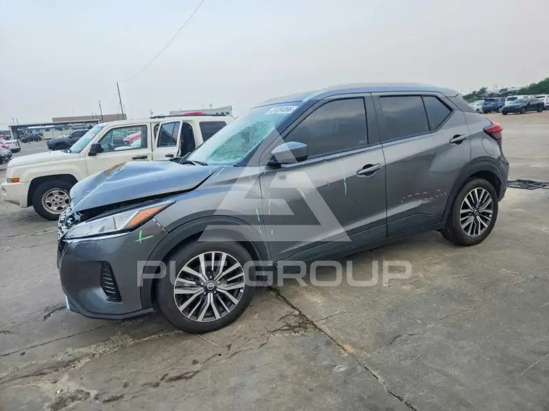 2021 Nissan KICKS photo