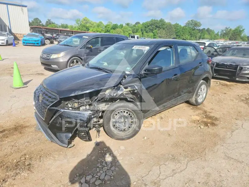 2021 Nissan KICKS фото