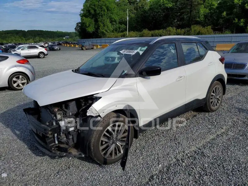 2021 Nissan KICKS фото