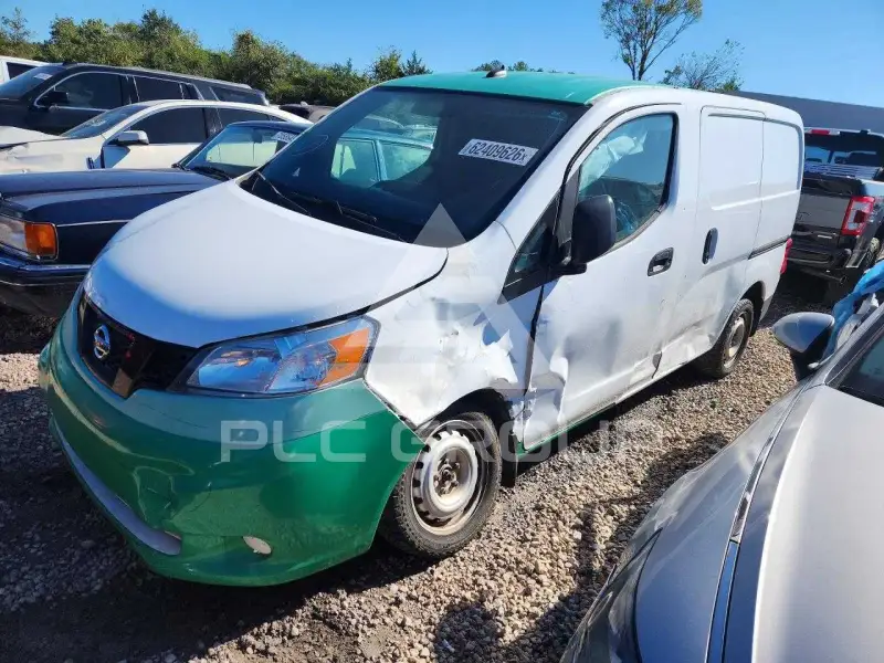 2021 Nissan NV photo